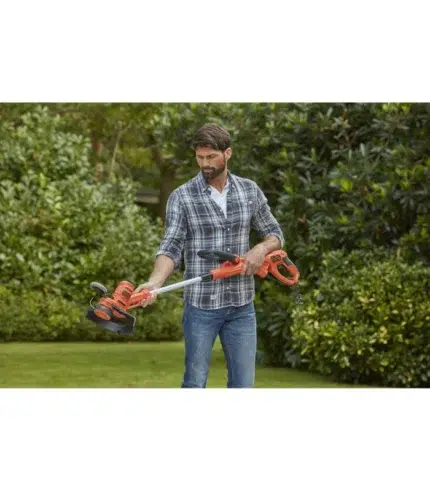 BLACK DECKER Cortabordes Telescópico 550W